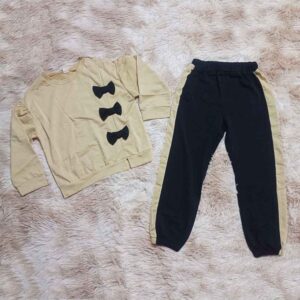 Kids Bow Accent Sweatshirt & Jogger Set – Stylish & Comfy Outfit