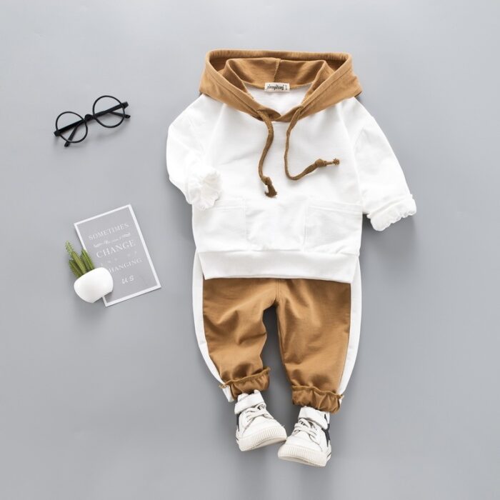 Cute toddler wearing a cozy baby casual cotton sweater terno.
