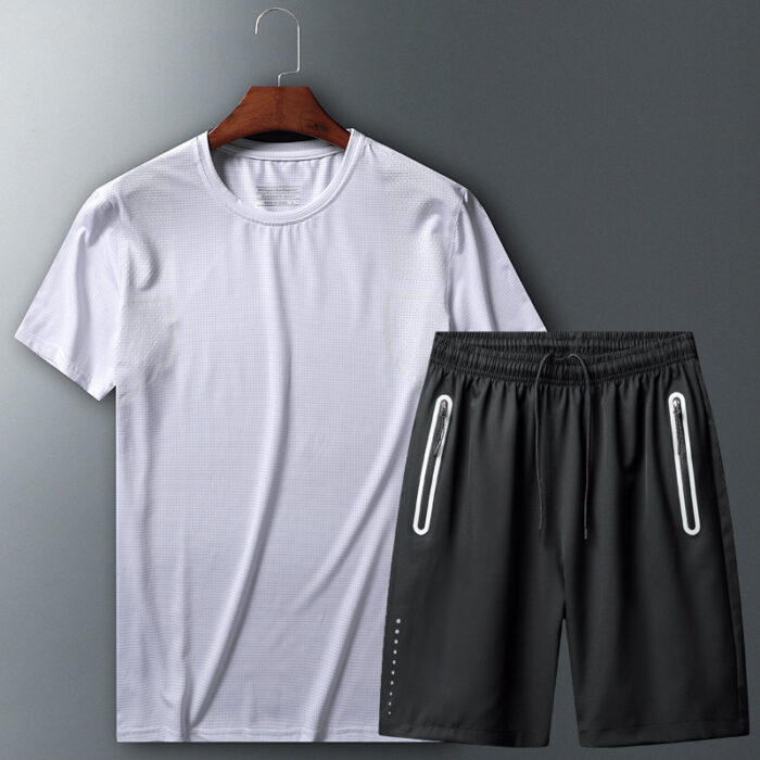 A fit man wearing a breathable mens quick dry sports terno for his daily workout.