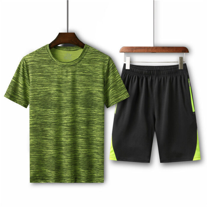 524488299769-2.jpg Athletic man working out wearing a breathable mens sports terno set.