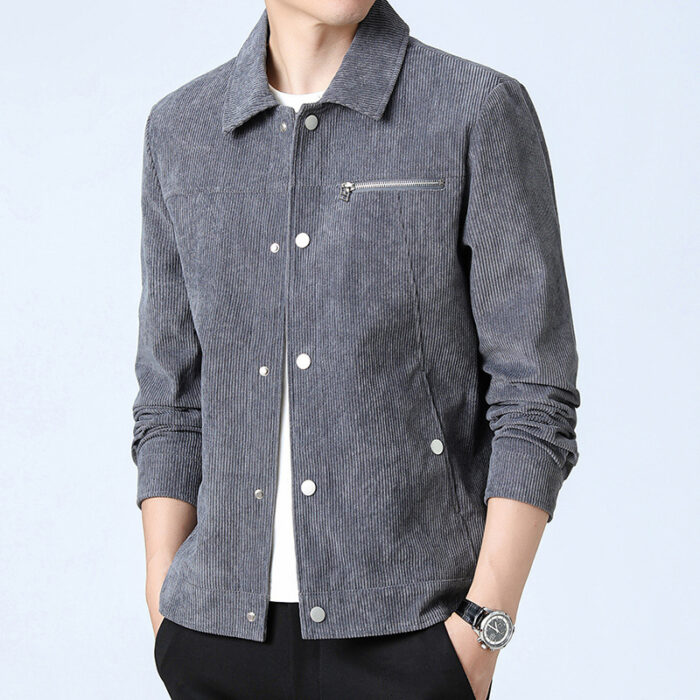 6f6af370-981d-4308-be43-19aef88fdbff.jpg A stylish man wearing a classic mens casual corduroy jacket for a relaxed everyday look.