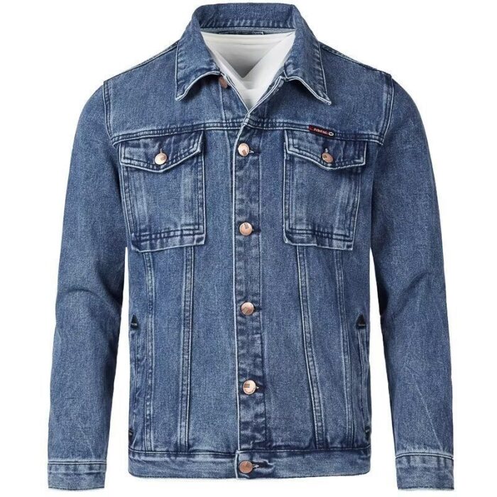 7fee15a0-6934-42c4-9305-d5badb58eb8f.jpg A stylish man wearing a trendy mens slim fit denim jacket for a sleek Korean streetwear look.