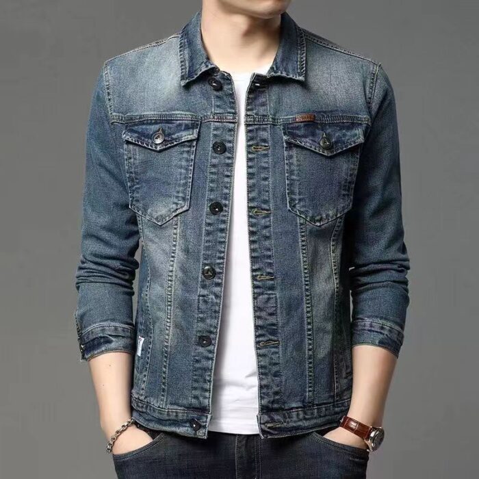 8e98e4b6-e200-409d-a5a7-d885e54b9f58.jpg A stylish man wearing a trendy mens slim fit denim jacket for a sleek Korean streetwear look.