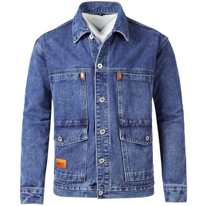 d379cccb-a610-4435-a9ca-1b3b921e9ed1.jpg A stylish man wearing a trendy mens slim fit denim jacket for a sleek Korean streetwear look.